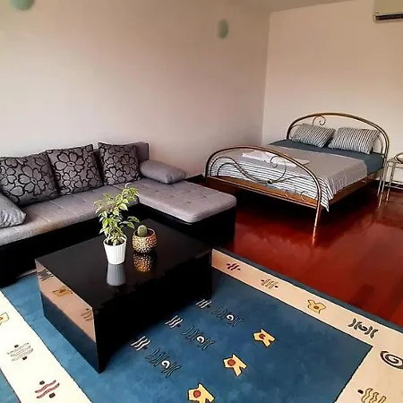 D&e Apartmán Makarská
